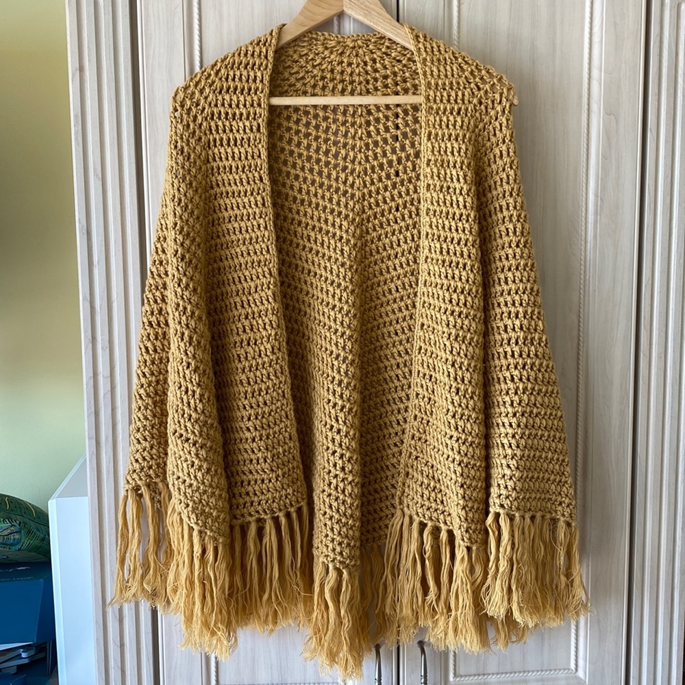 Gorgeous Tan Poncho - Excellent Condition